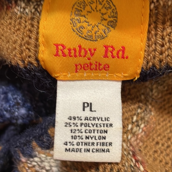 Short Sleeved Cropped Knit Sweater Top by Ruby Rd. / Size Large - Picture 8 of 8